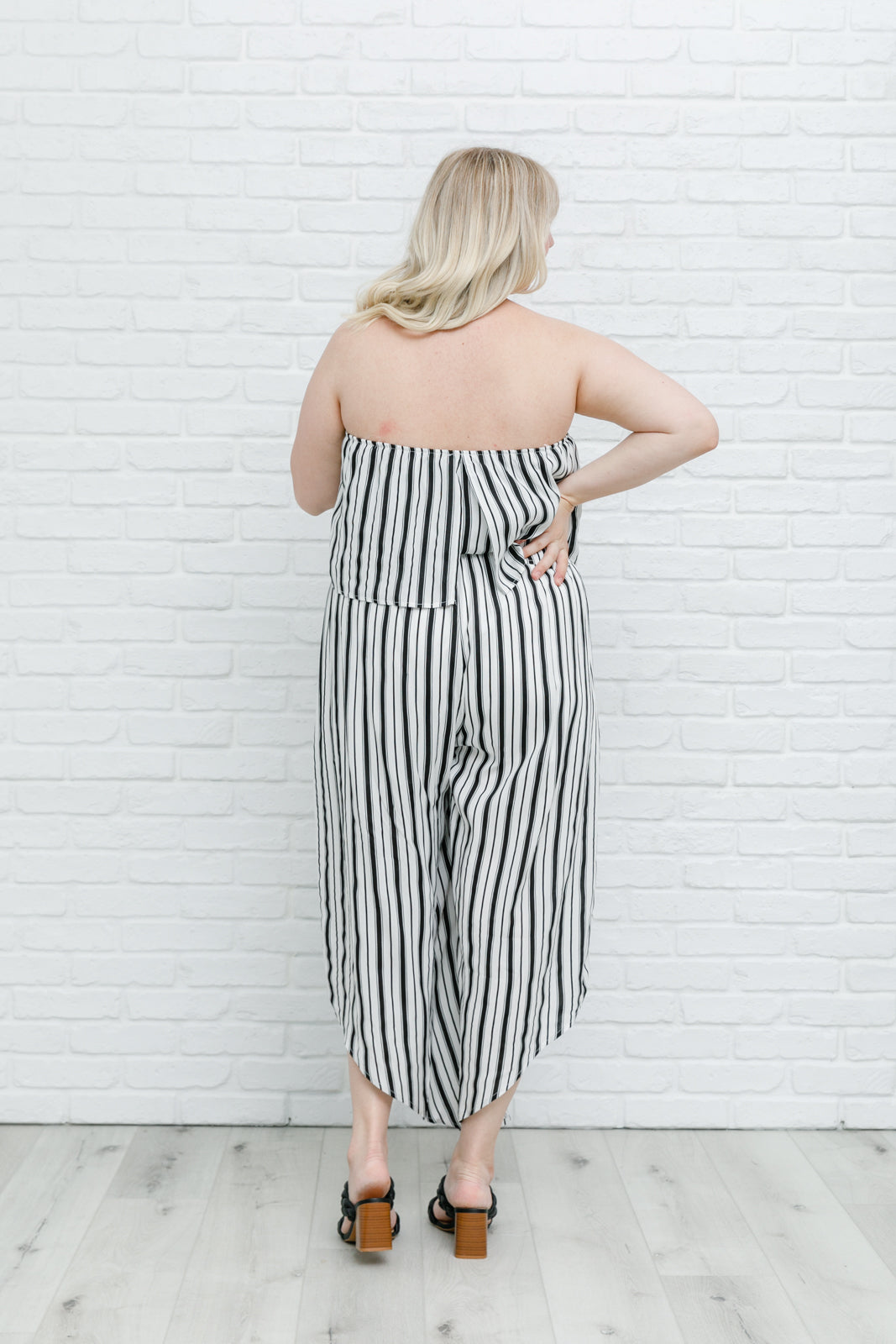 Modern Stripes Sleeveless Jumpsuit