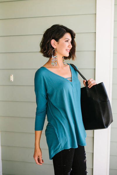 Draw The Line Top In Teal