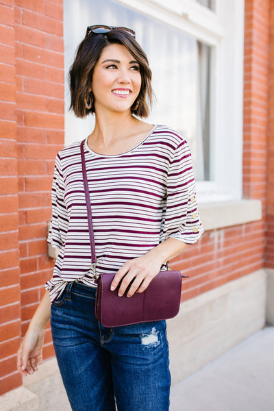 Mia Multi Pocket Crossbody in Burgundy